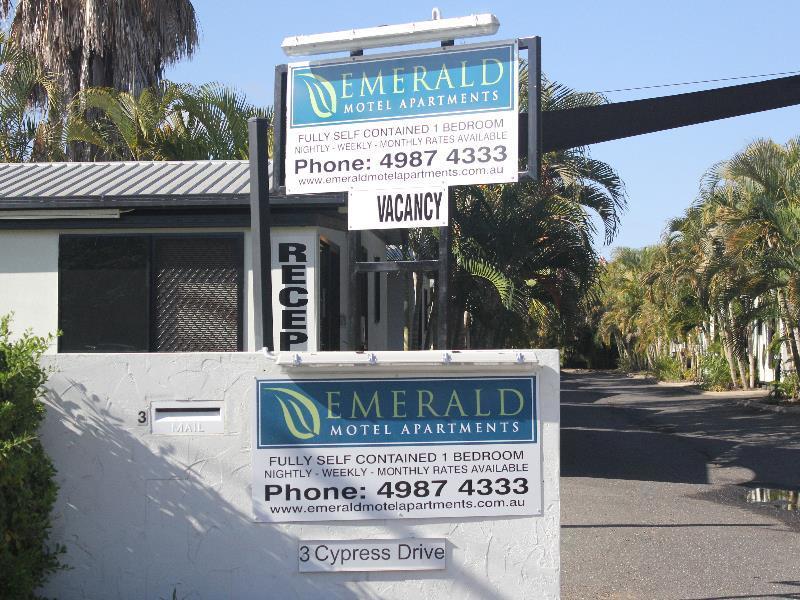 Aparthotel Emerald Motel Apartments Emerald